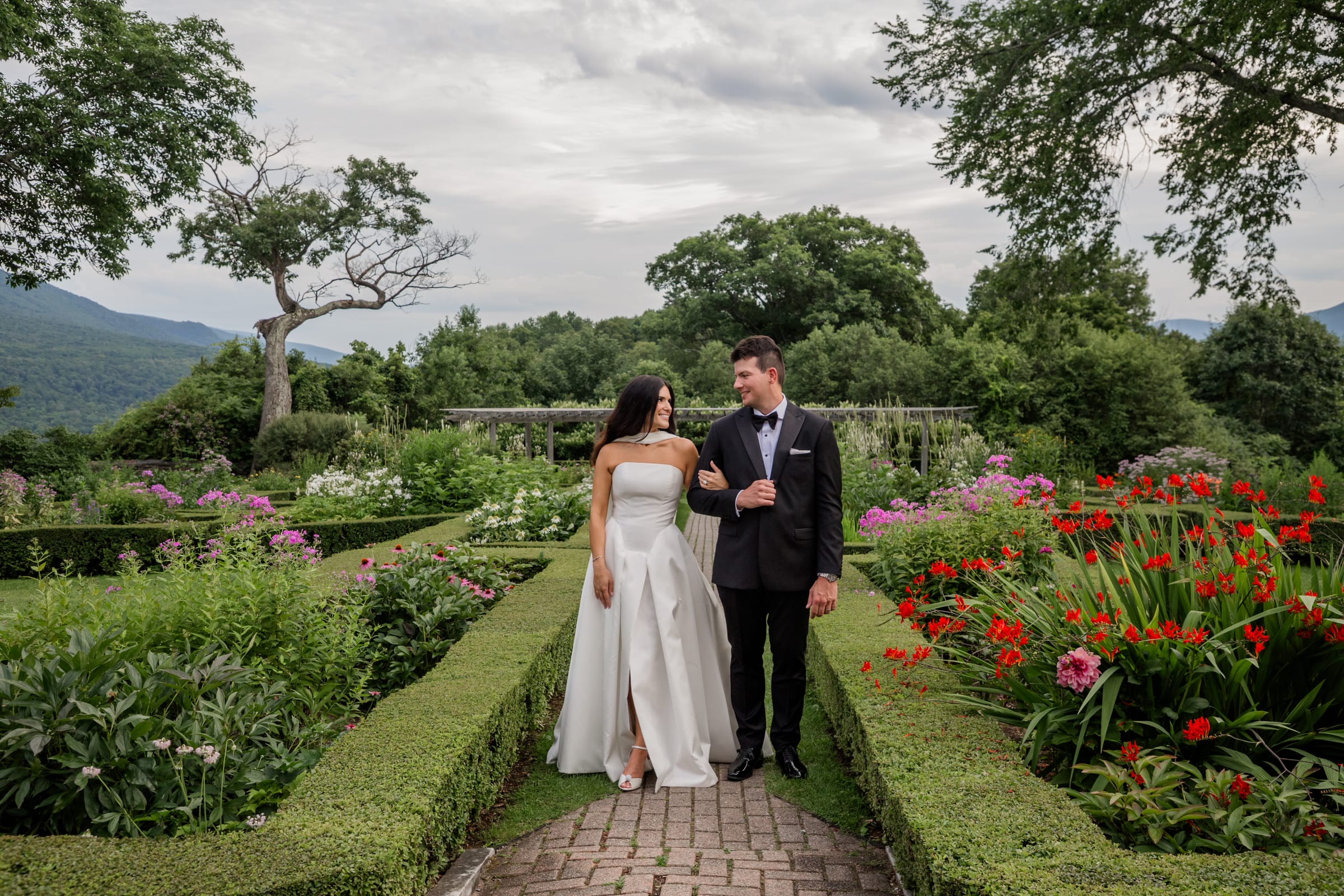 Wedding photography by Anj Photographer